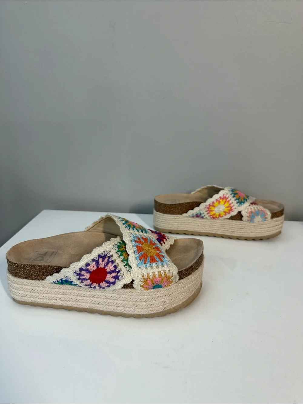 Dirty Laundry Plays Floral Crochet Platform Cork Platform Espadrilles Size 6